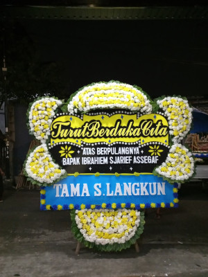 Papan Bunga Duka di Cijeler